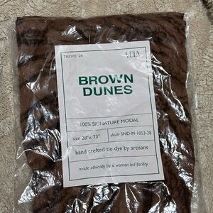 VELA Brown Dunes Tie-Dye Hijab